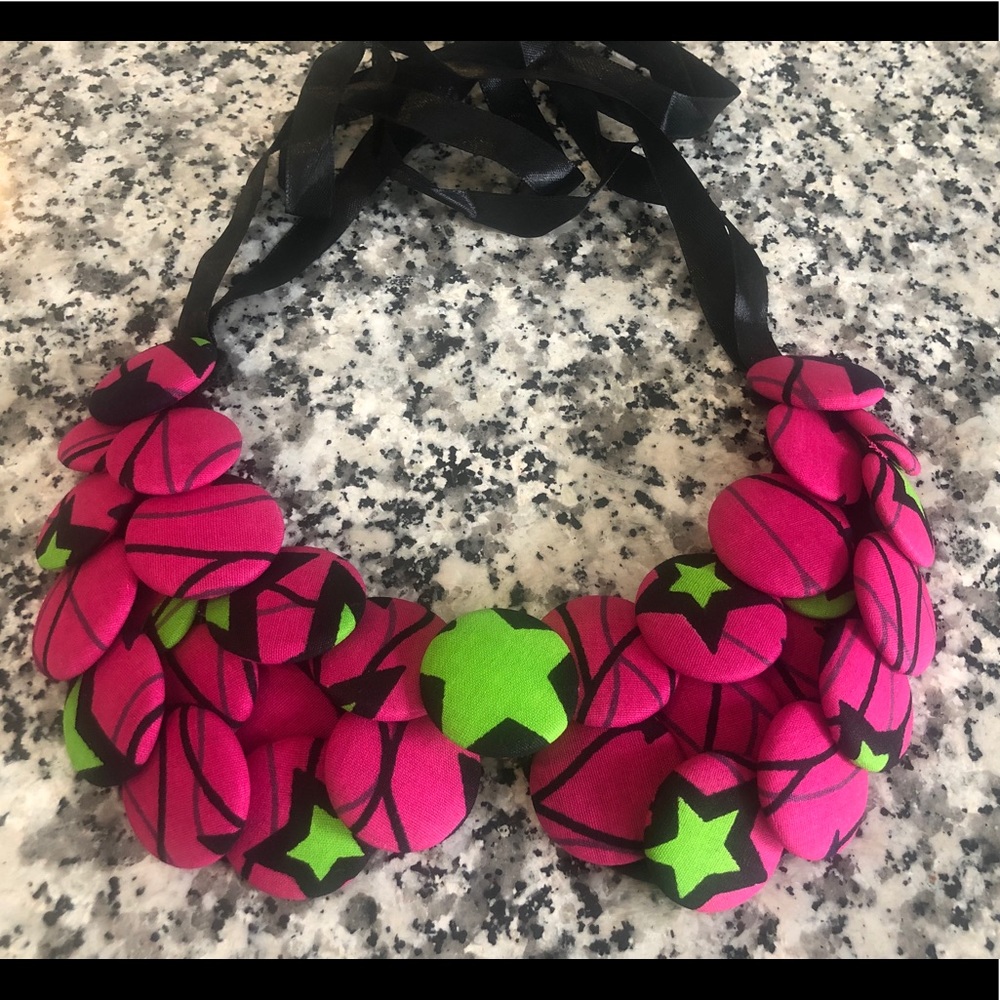 Neckpiece